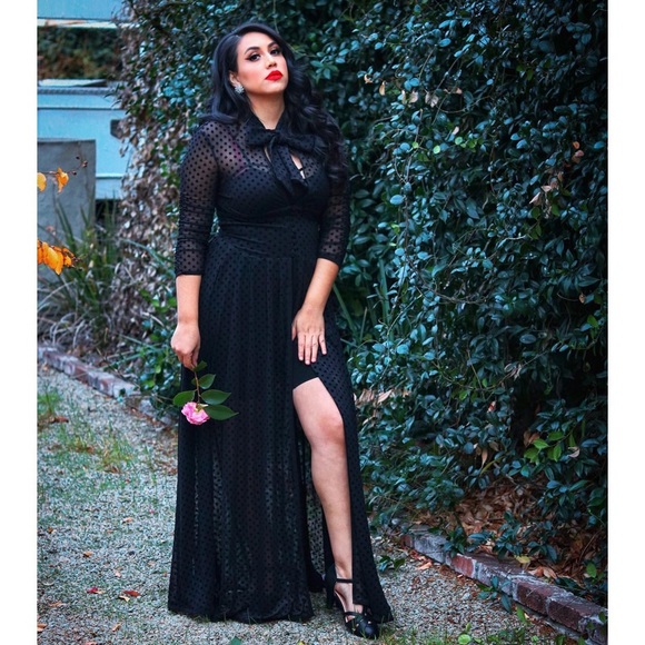 *SOLD* I Love Lucy Black Swiss Dot Starlet Duster - Picture 12 of 12